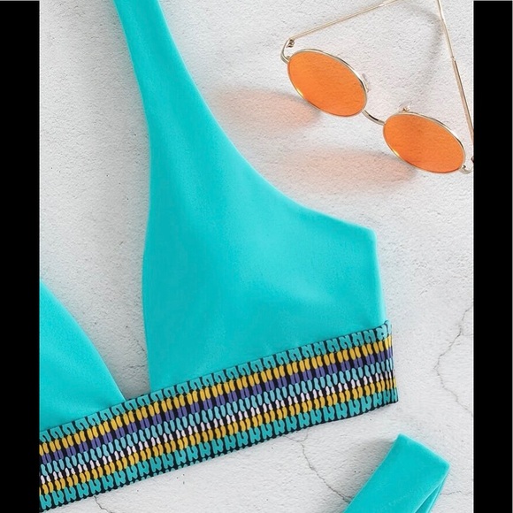 Stunning aqua turquoise embellished bikini sz L NWOT - Picture 3 of 6